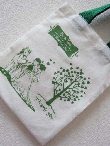 ถุงผ้าดิบ ลดโลกร้อน ของชำร่วย งานแต่งงาน ลายสกรีน สร้าสรรค์ โดย baginlove.com